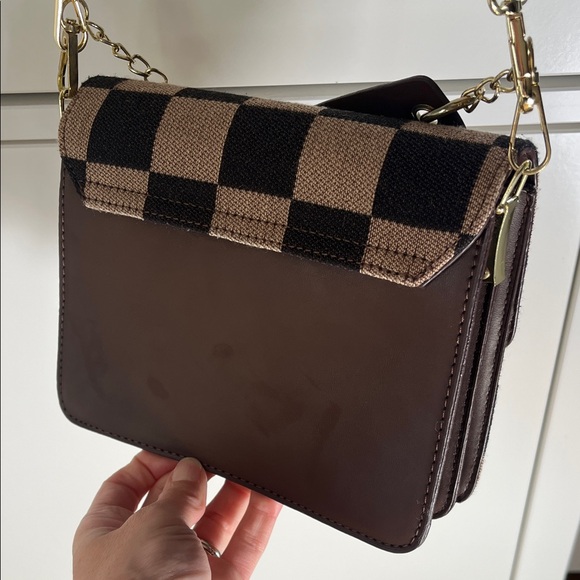 Checkered Crossbody Bag - Black and Brown - Picture 6 of 7